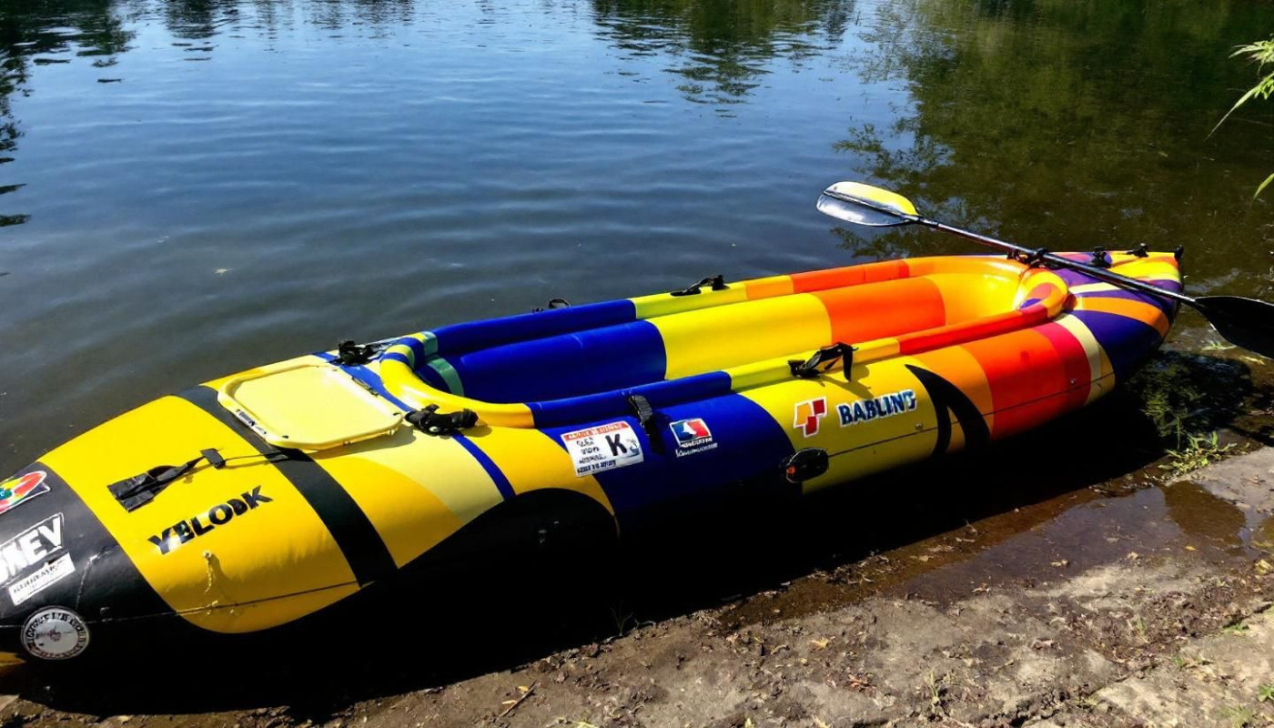 Wie wählt man das perfekte aufblasbare Kajak für Sommerabenteuer?